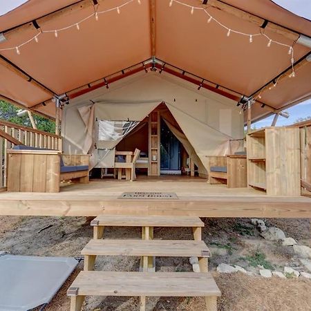 Отель 12 Fires Luxury Glamping With Heating #3 Джонсон-Сити Экстерьер фото